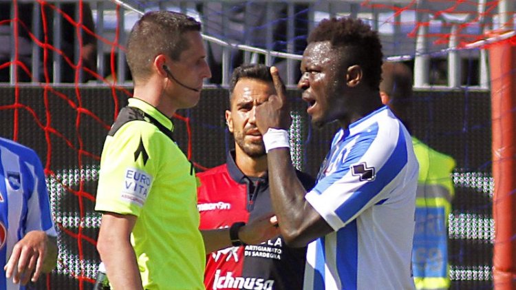 Muntari and Ref
